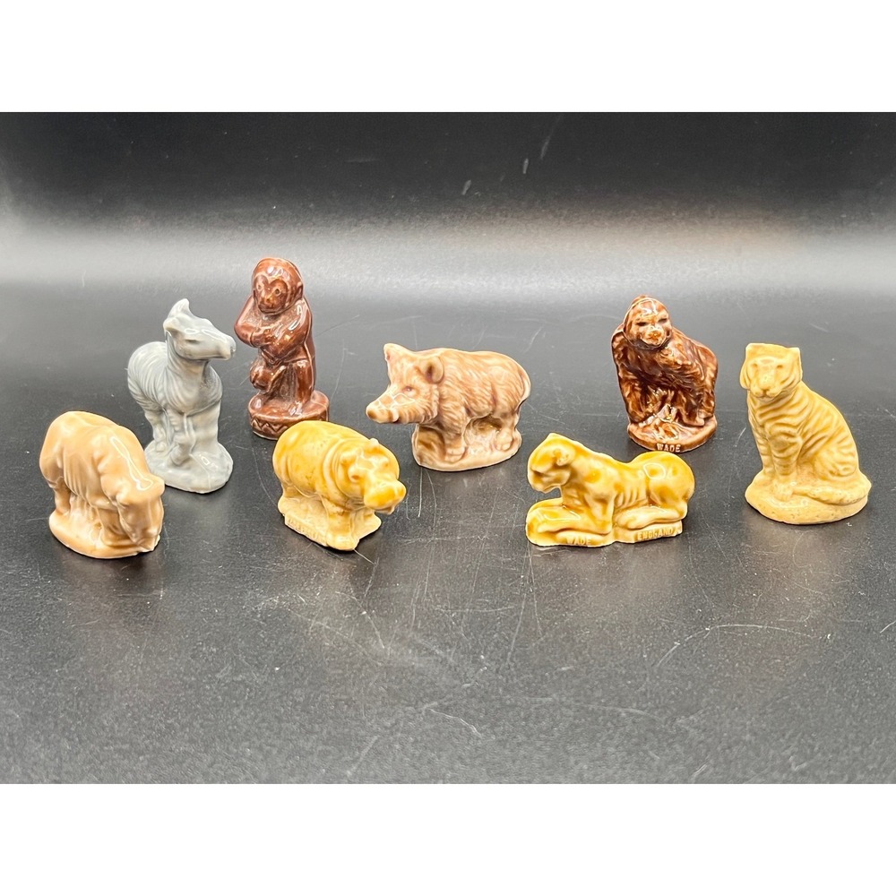 Lot‎ of 8 Wade Whimsies Trinkets Safari Africa Animals Lion Monkey Zebra Hippo